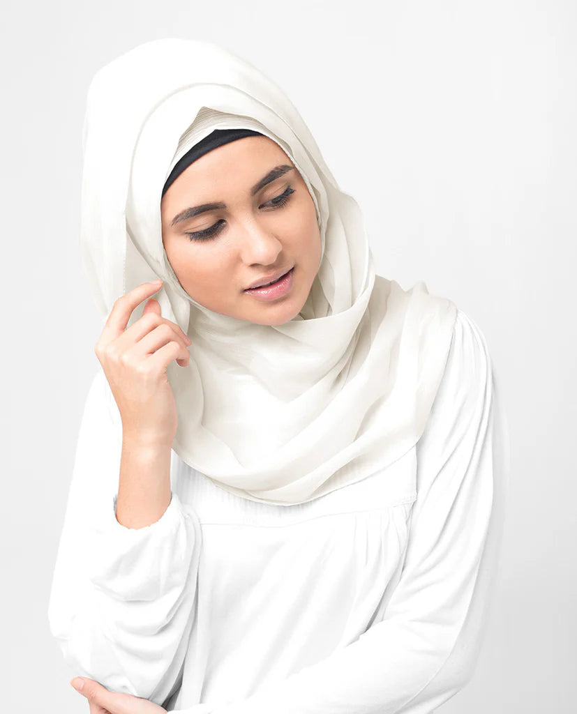 InEssence Poly Chiffon Silver Cloud Grey Scarf