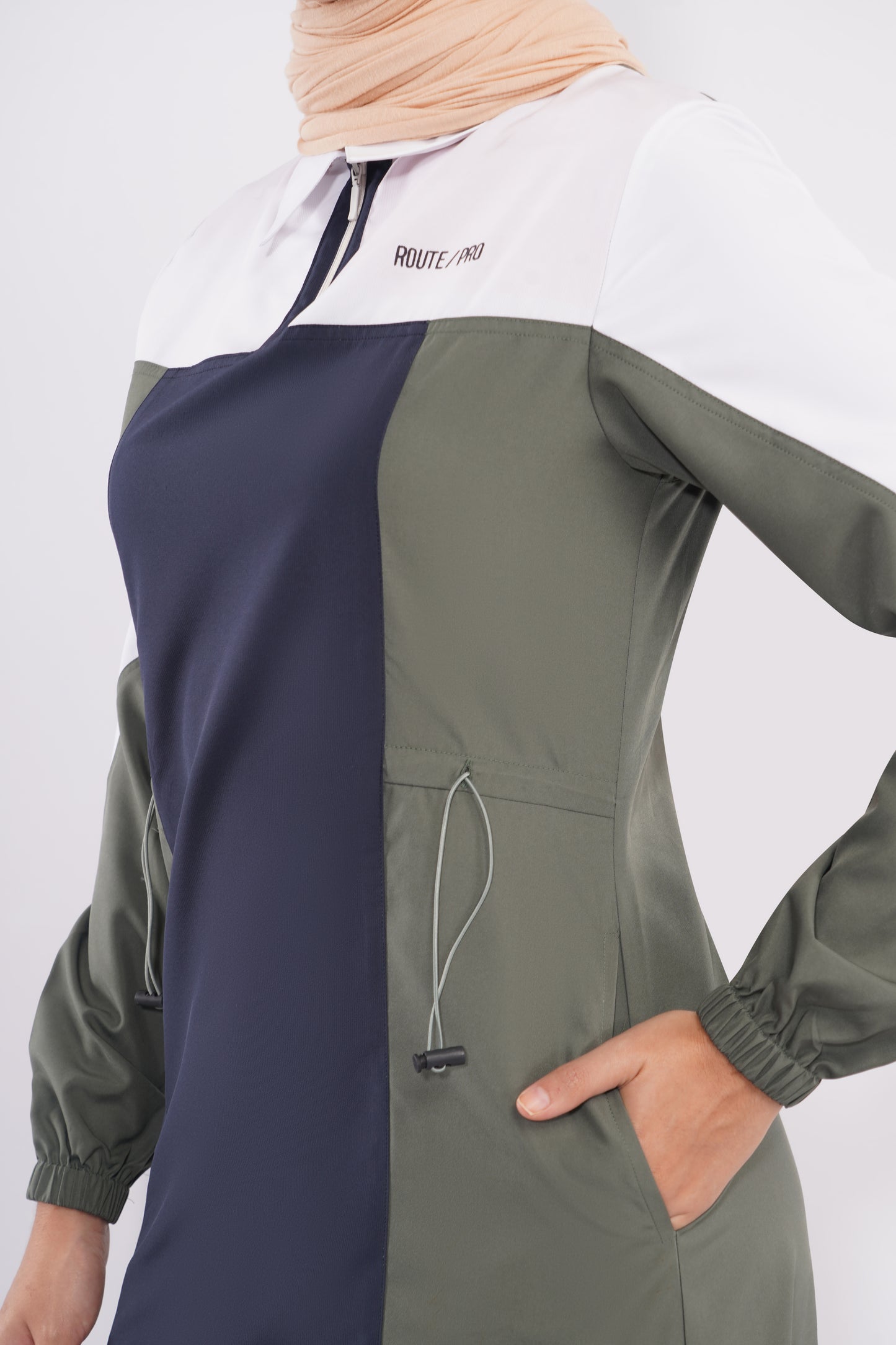 Navy & Grey Toggle Waist Jilbab
